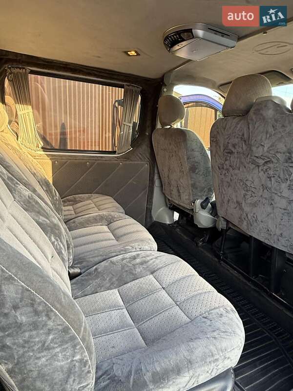 Минивэн Opel Vivaro 2003 в Бершади