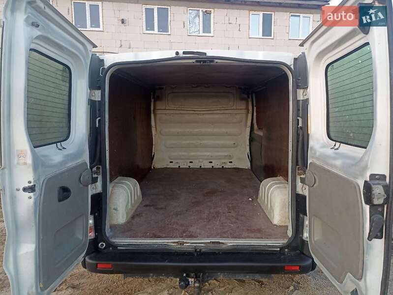 Грузовой фургон Opel Vivaro 2005 в Киеве