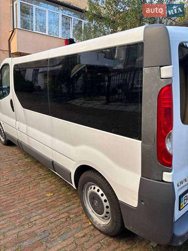 Мінівен Opel Vivaro 2011 в Львові фото 5 Мінівен Opel Vivaro 2011 в Львові