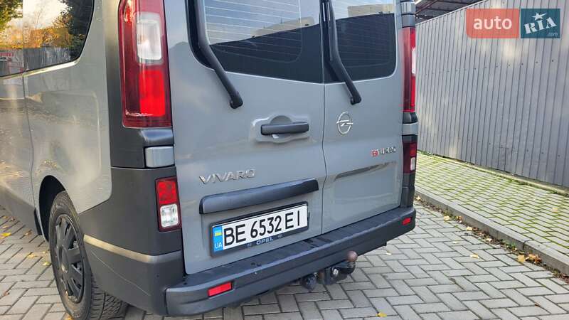 Минивэн Opel Vivaro 2016 в Киеве фото 13 Минивэн Opel Vivaro 2016 в Киеве