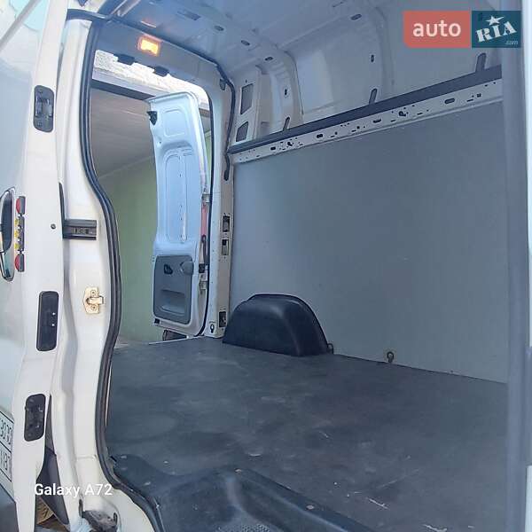 Вантажний фургон Opel Vivaro 2012 в Захарівці