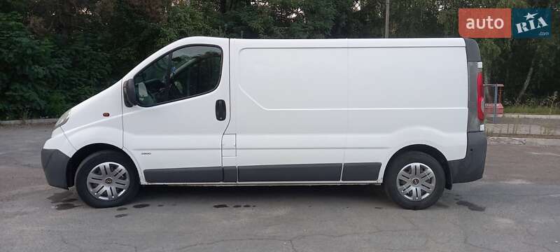 Грузовой фургон Opel Vivaro 2010 в Славуте фото 3 Грузовой фургон Opel Vivaro 2010 в Славуте