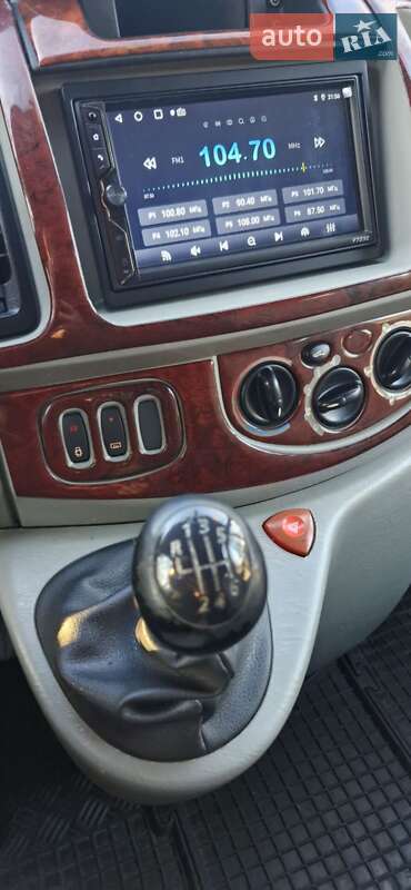 Минивэн Opel Vivaro 2003 в Львове