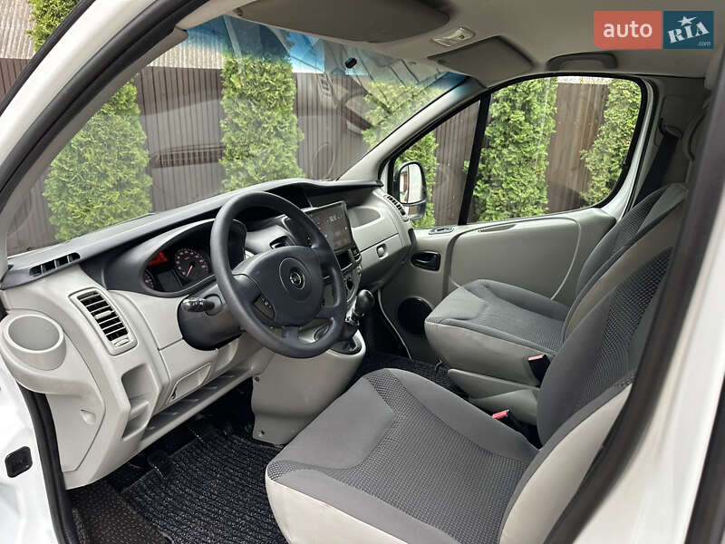 Минивэн Opel Vivaro 2011 в Дубно фото 52 Минивэн Opel Vivaro 2011 в Дубно