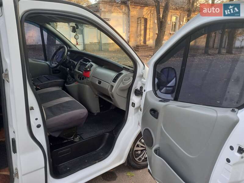 Минивэн Opel Vivaro 2006 в Кропивницком