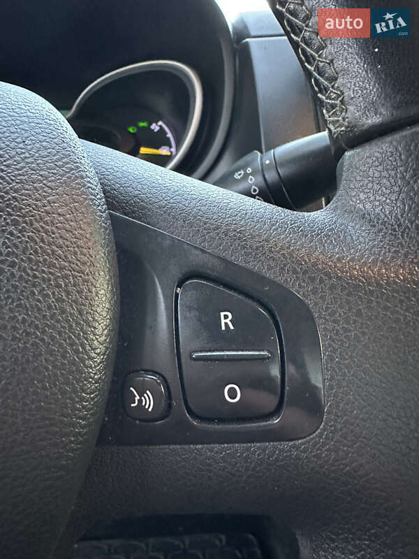 Вантажний фургон Opel Vivaro 2016 в Борисполі