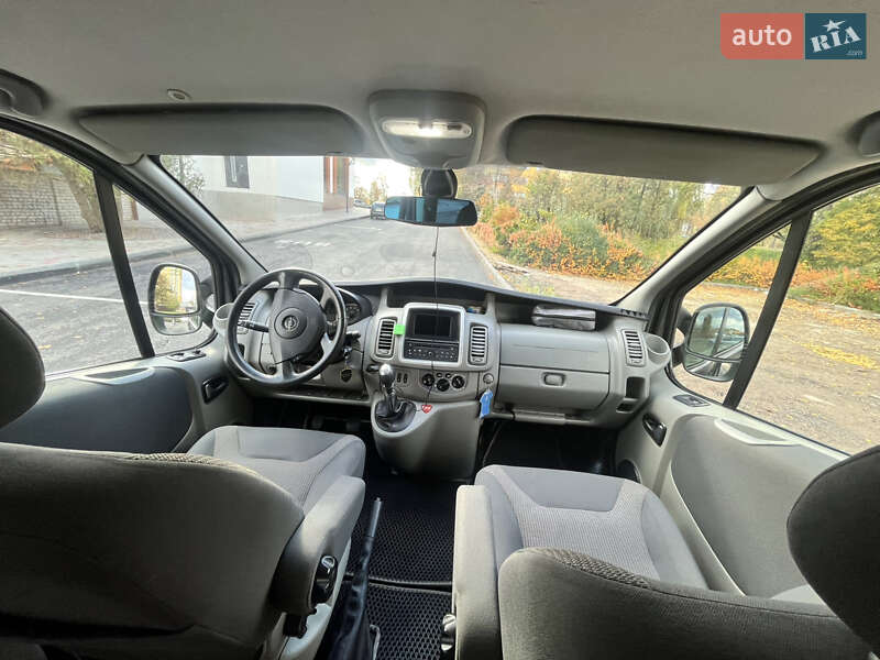 Минивэн Opel Vivaro 2013 в Луцке