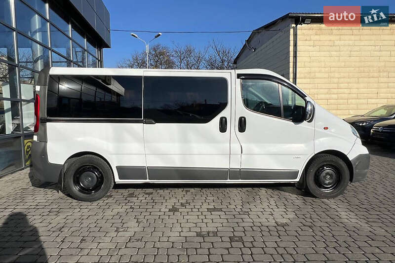 Минивэн Opel Vivaro 2009 в Ивано-Франковске фото 8 Минивэн Opel Vivaro 2009 в Ивано-Франковске