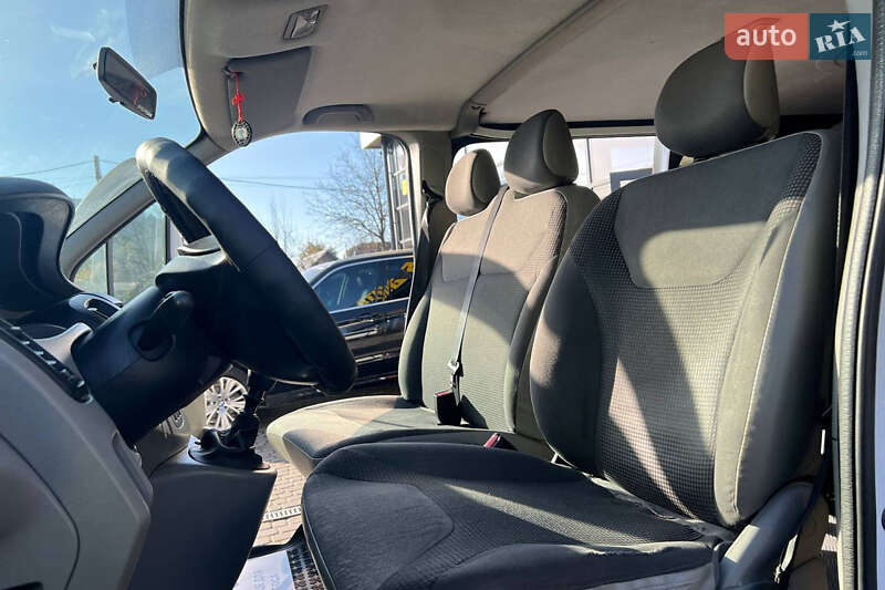 Минивэн Opel Vivaro 2009 в Ивано-Франковске фото 9 Минивэн Opel Vivaro 2009 в Ивано-Франковске
