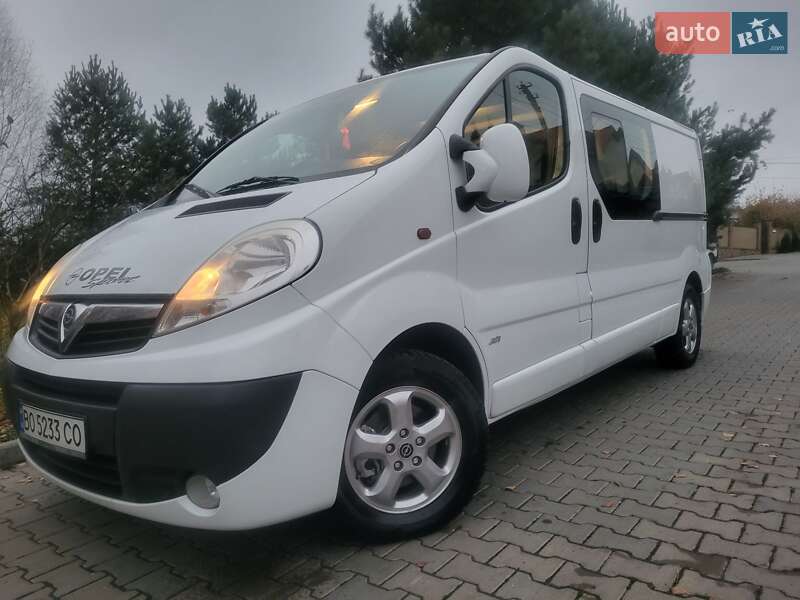 Минивэн Opel Vivaro 2012 в Хмельницком