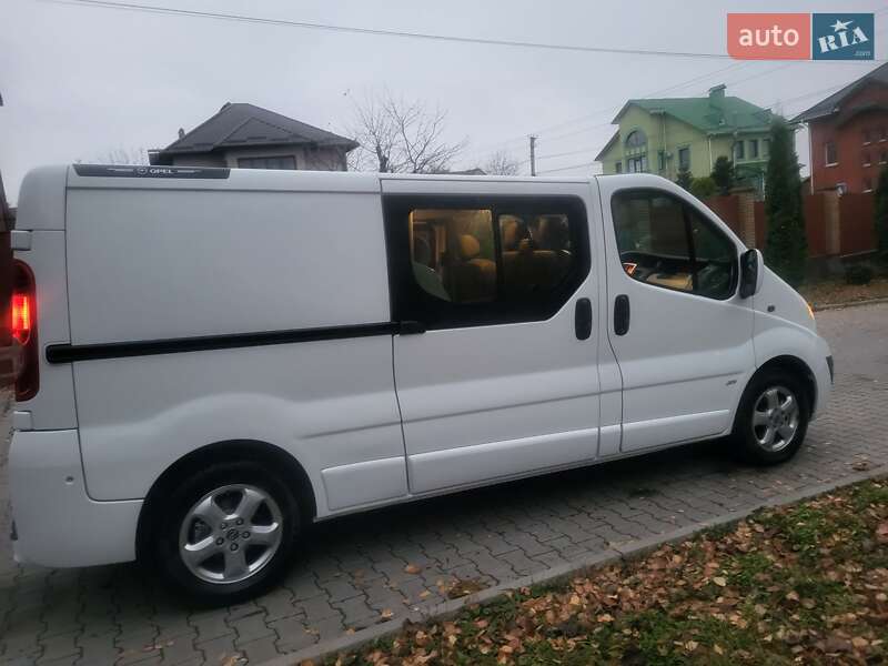 Минивэн Opel Vivaro 2012 в Хмельницком