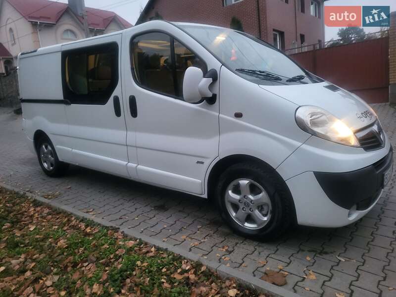 Минивэн Opel Vivaro 2012 в Хмельницком