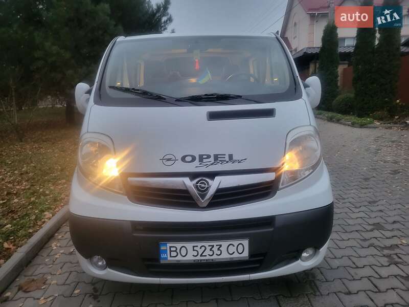 Минивэн Opel Vivaro 2012 в Хмельницком