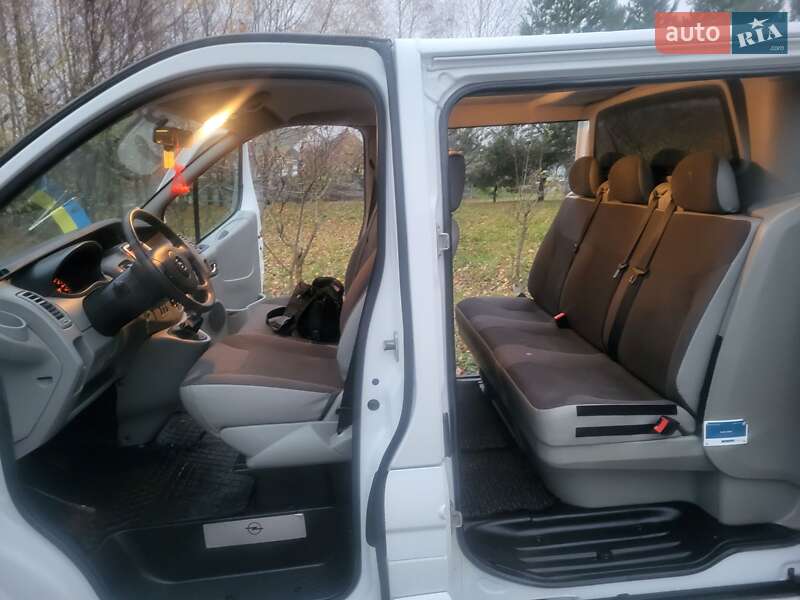 Минивэн Opel Vivaro 2012 в Хмельницком