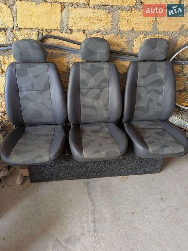 Минивэн Opel Vivaro 2008 в Южном фото 10 Минивэн Opel Vivaro 2008 в Южном