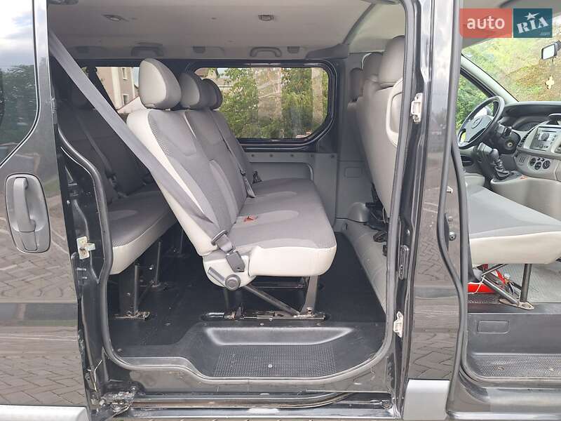 Мінівен Opel Vivaro 2010 в Києві