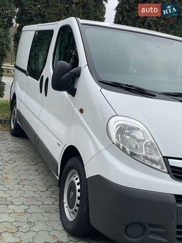 Минивэн Opel Vivaro 2012 в Дубно фото 16 Минивэн Opel Vivaro 2012 в Дубно