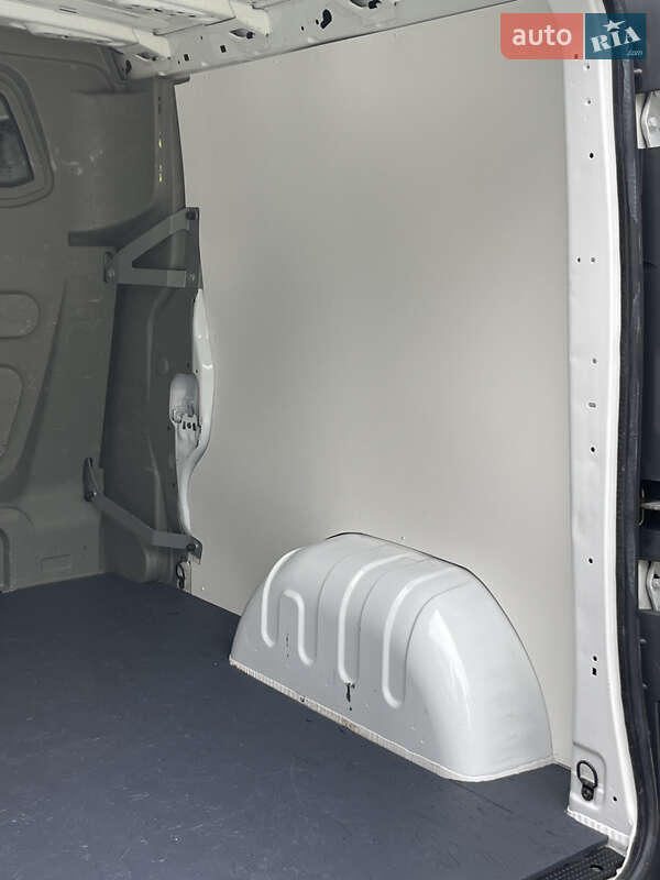 Минивэн Opel Vivaro 2012 в Дубно фото 33 Минивэн Opel Vivaro 2012 в Дубно