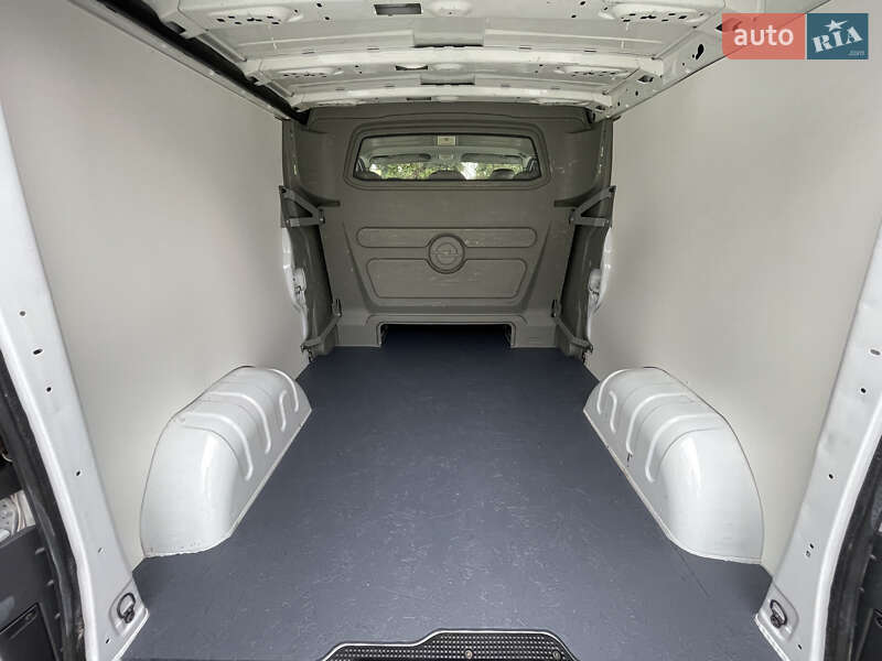 Минивэн Opel Vivaro 2012 в Дубно фото 34 Минивэн Opel Vivaro 2012 в Дубно