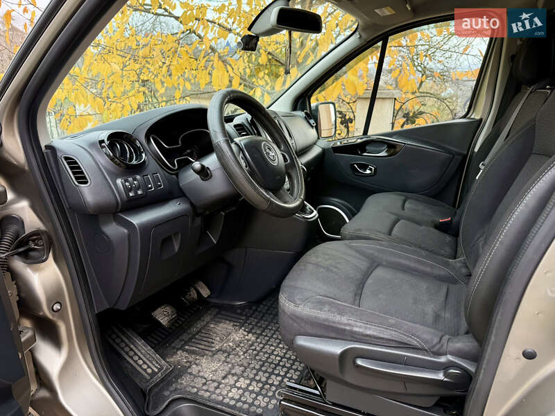 Минивэн Opel Vivaro 2015 в Черновцах фото 3 Минивэн Opel Vivaro 2015 в Черновцах