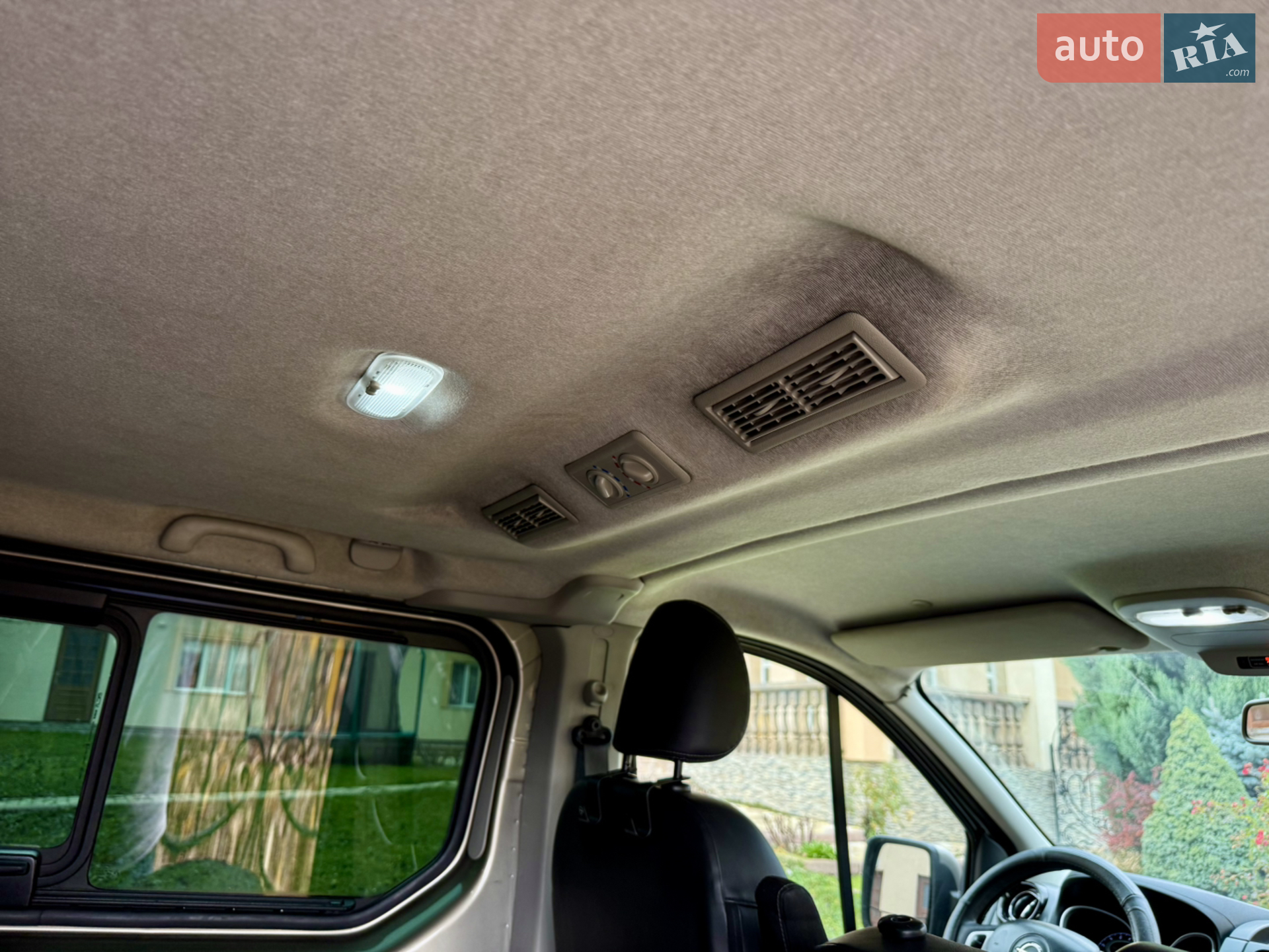 2015 Opel Vivaro - мініатюра 18