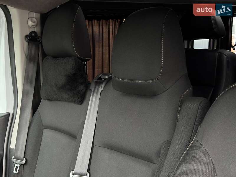 Мінівен Opel Vivaro 2018 в Рівному