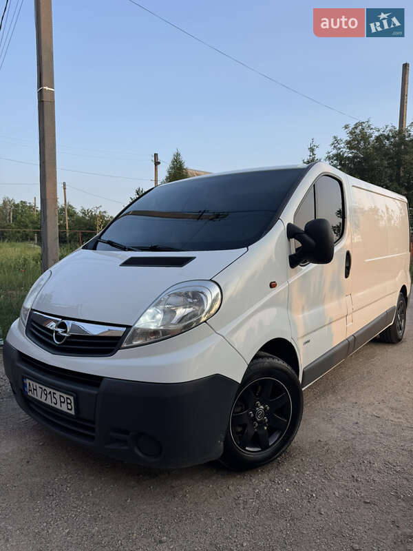 Opel Vivaro 2013