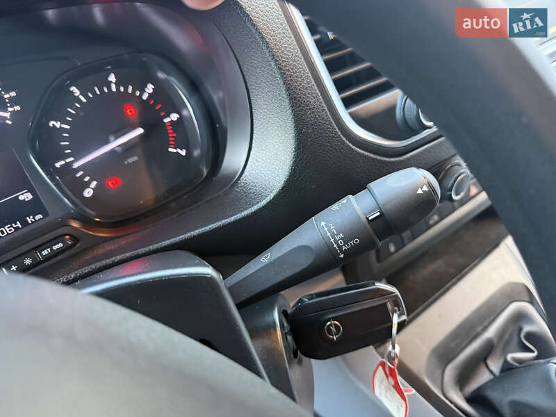 Рефрижератор Opel Vivaro 2022 в Ровно