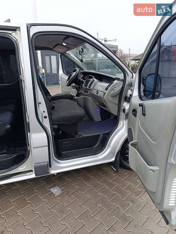 Мінівен Opel Vivaro 2003 в Шумську фото 11 Мінівен Opel Vivaro 2003 в Шумську