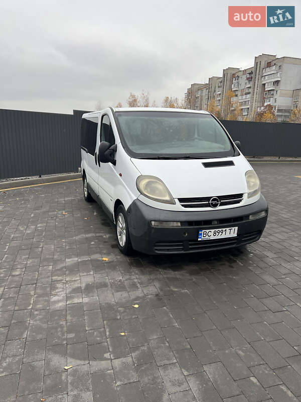 Opel Vivaro 2002