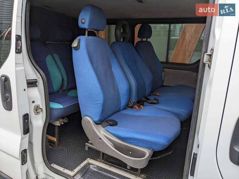 Минивэн Opel Vivaro 2009 в Луцке