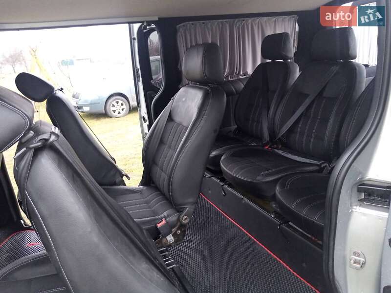 Минивэн Opel Vivaro 2016 в Киеве фото 7 Минивэн Opel Vivaro 2016 в Киеве