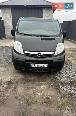 Рефрижератор Opel Vivaro 2012 в Кореці