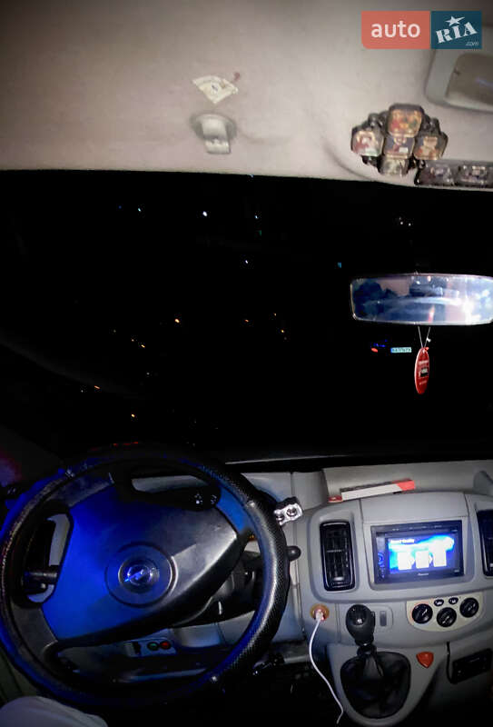 Минивэн Opel Vivaro 2005 в Киеве фото 10 Минивэн Opel Vivaro 2005 в Киеве