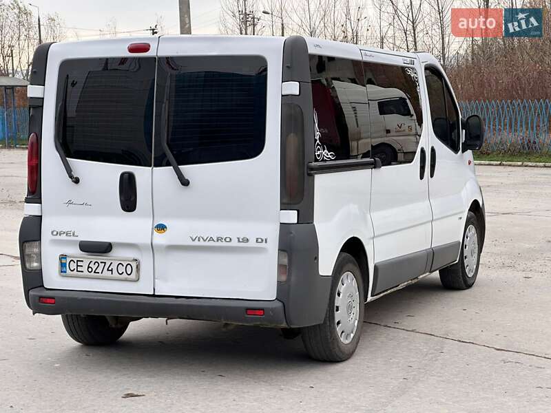 Минивэн Opel Vivaro 2002 в Черновцах
