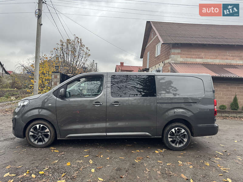 Вантажний фургон Opel Vivaro 2020 в Дубні