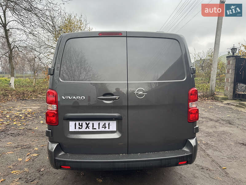 Вантажний фургон Opel Vivaro 2020 в Дубні