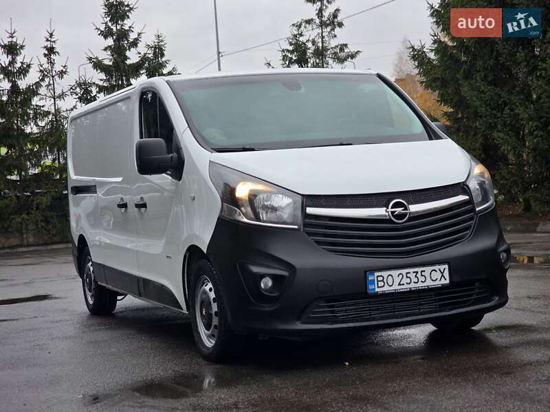 Грузовой фургон Opel Vivaro 2017 в Тернополе