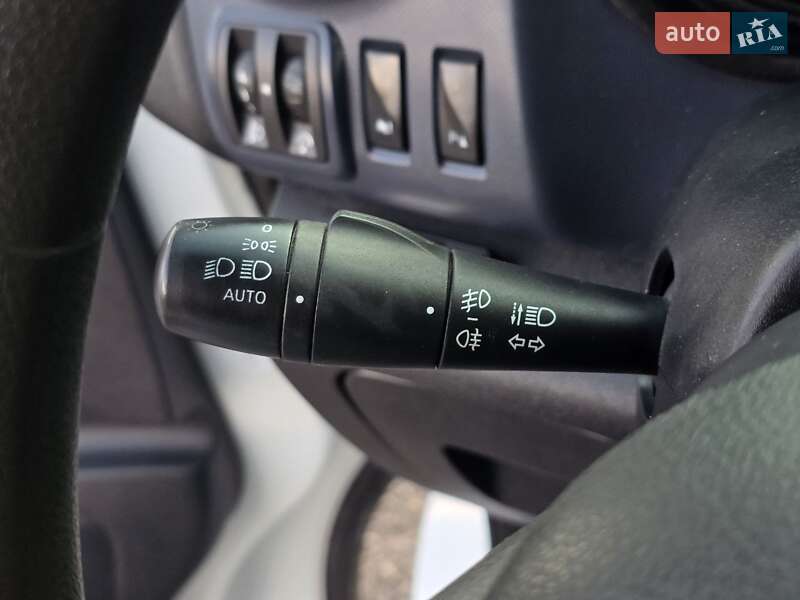 Грузовой фургон Opel Vivaro 2017 в Тернополе