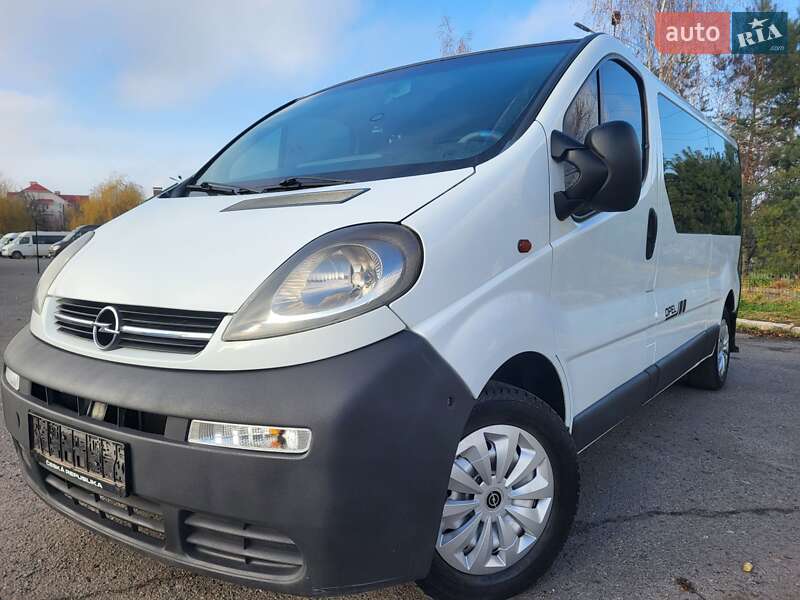 Opel Vivaro 2004