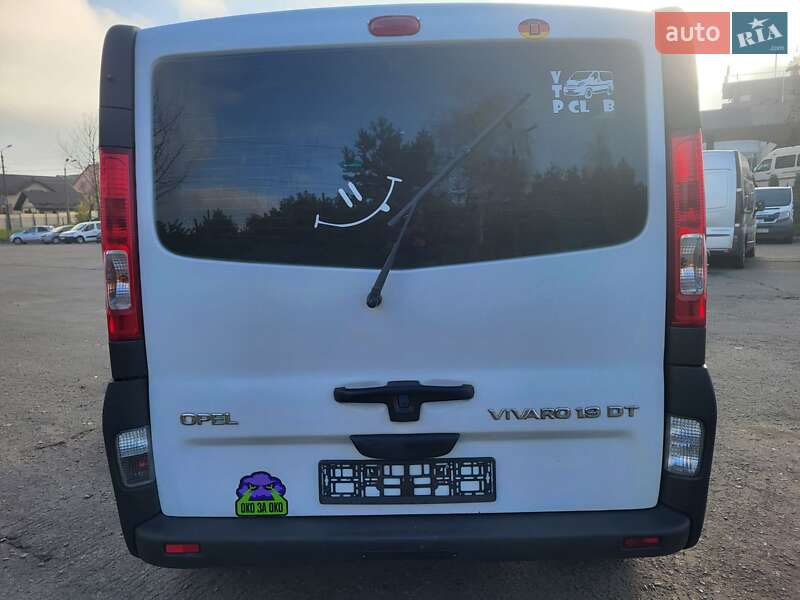 Минивэн Opel Vivaro 2004 в Хмельницком