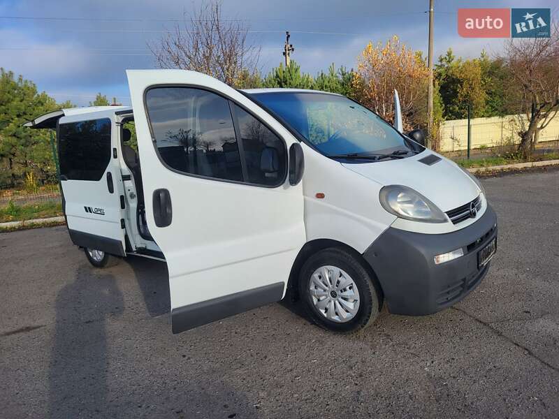 Минивэн Opel Vivaro 2004 в Хмельницком