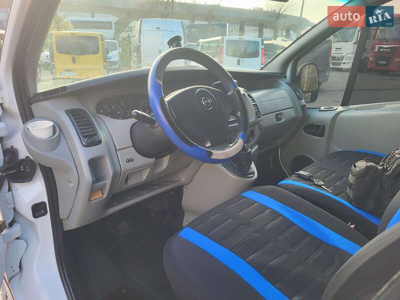 Минивэн Opel Vivaro 2004 в Хмельницком