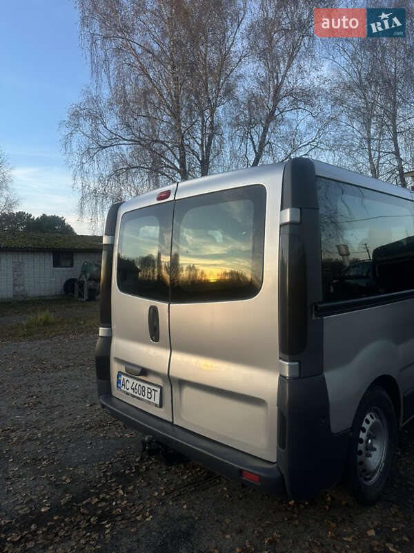 Мінівен Opel Vivaro 2003 в Ковелі