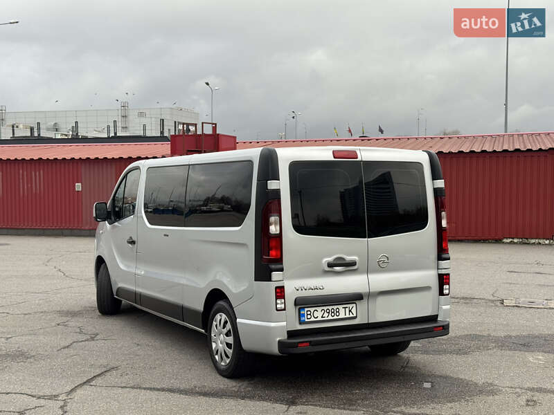 Минивэн Opel Vivaro 2016 в Киеве фото 14 Минивэн Opel Vivaro 2016 в Киеве