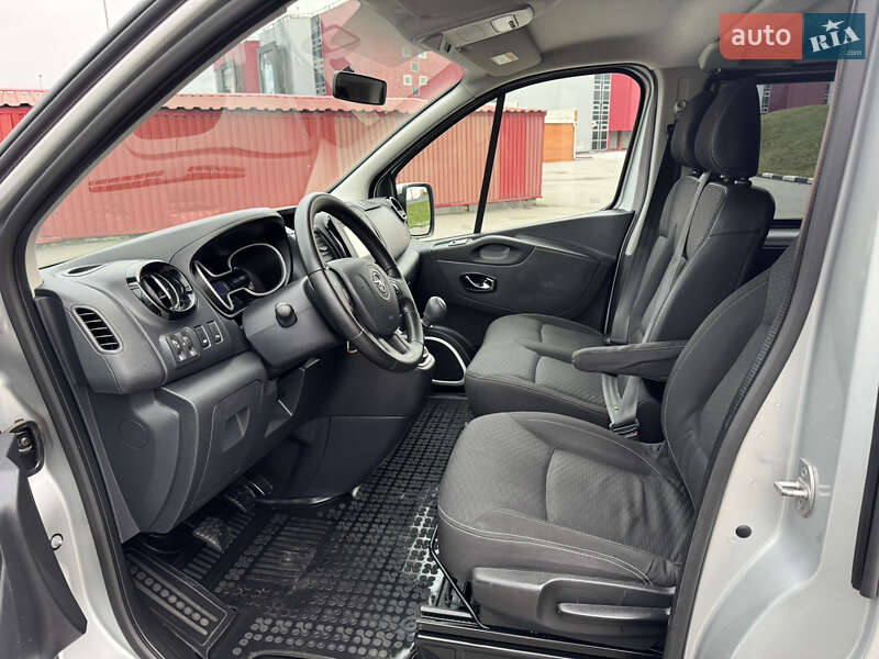 Минивэн Opel Vivaro 2016 в Киеве фото 23 Минивэн Opel Vivaro 2016 в Киеве