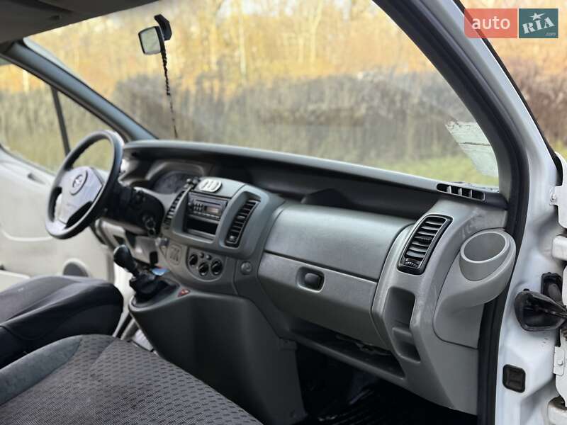 Минивэн Opel Vivaro 2006 в Львове фото 34 Минивэн Opel Vivaro 2006 в Львове