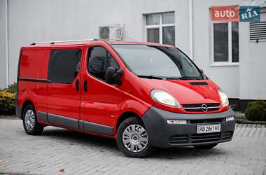 Минивэн Opel Vivaro 2004 в Баре