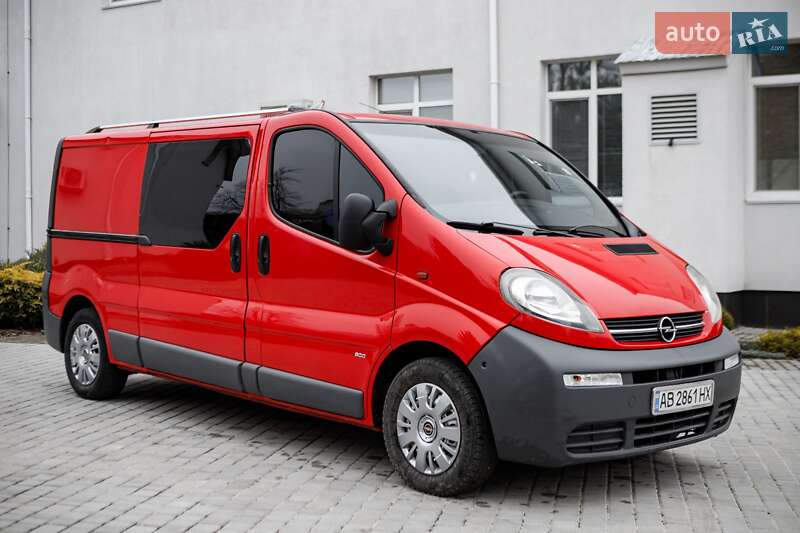 Минивэн Opel Vivaro 2004 в Баре фото 9 Минивэн Opel Vivaro 2004 в Баре