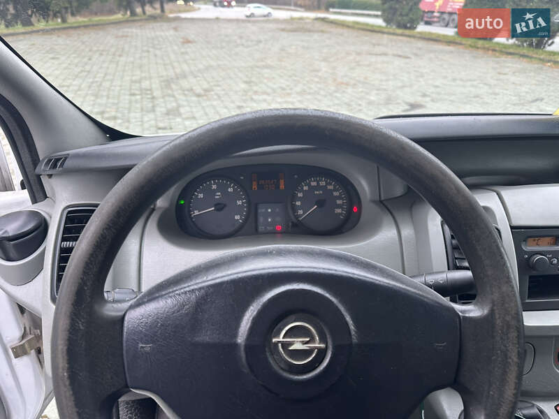 Минивэн Opel Vivaro 2005 в Дубно фото 14 Минивэн Opel Vivaro 2005 в Дубно